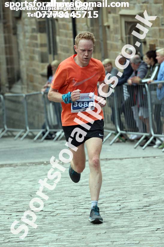 Durham City 10k, Durham City 10k and 5k Road Races. Photo: David T. Hewitson/Sports for All Pics